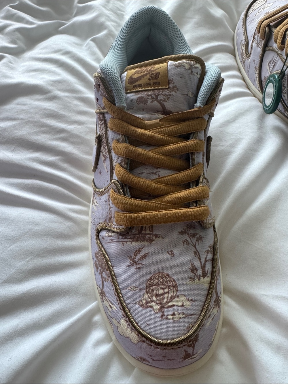 Nike Purple and White SB Skate Shoe Box - Picture 11 of 14